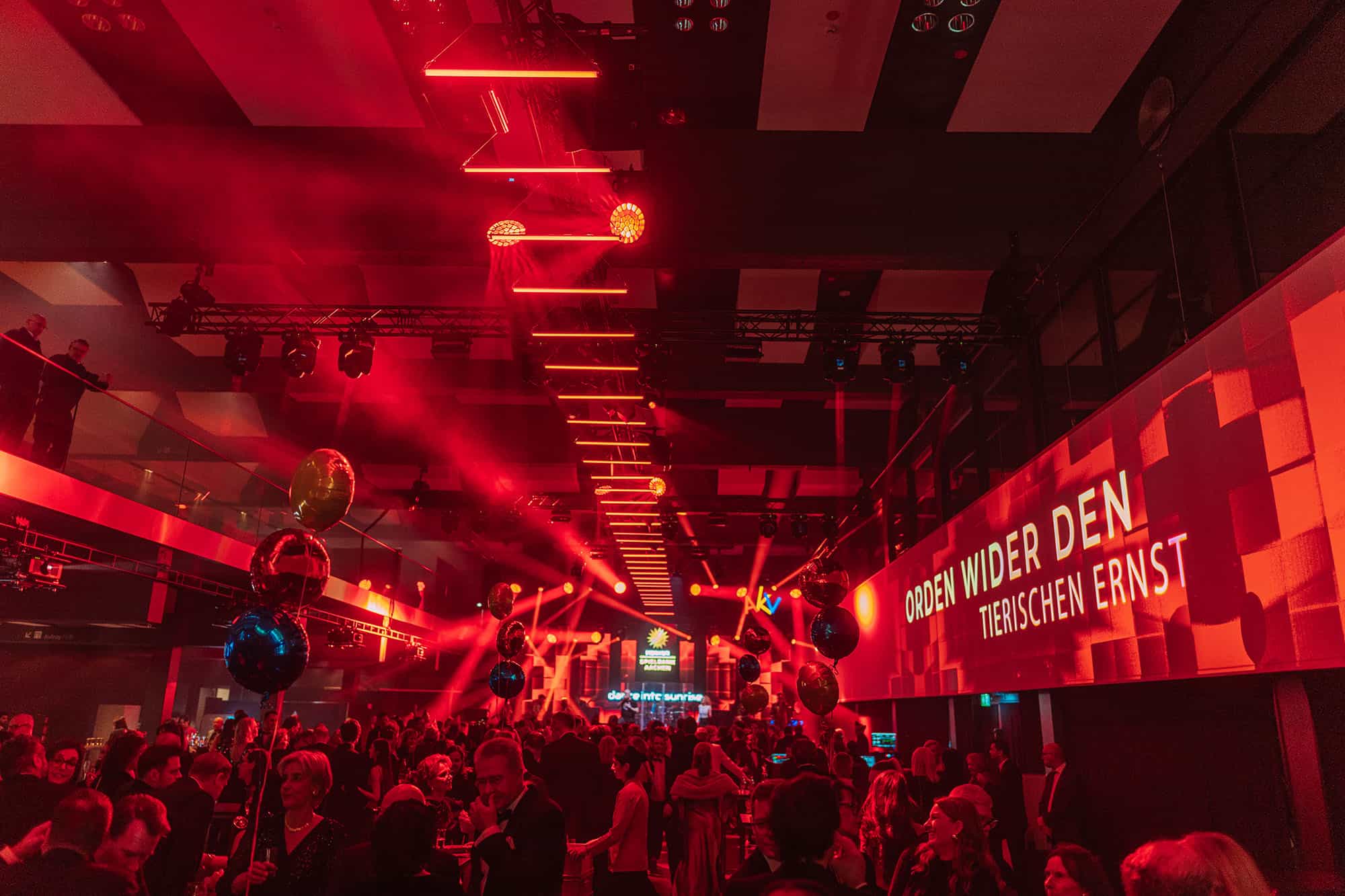 Event-Location mit festlicher Stimmung und Technik